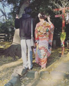 野口五郎の長男の後ろ姿