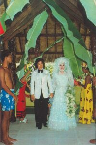 三田佳子と高橋康夫の結婚写真