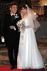 安達祐実と井戸田潤の結婚写真