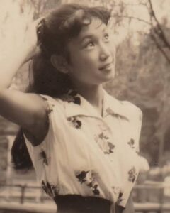 二階堂有希子の若い頃