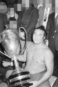 若嶋津の優勝時の写真