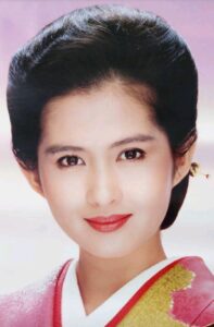 若い頃の小手川祐子