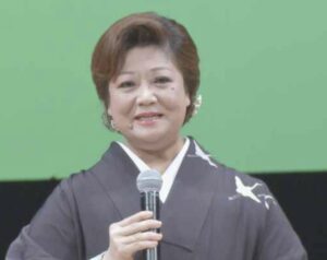 松原のぶえ
