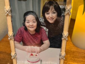 岩崎宏美と晩年の母・スエ